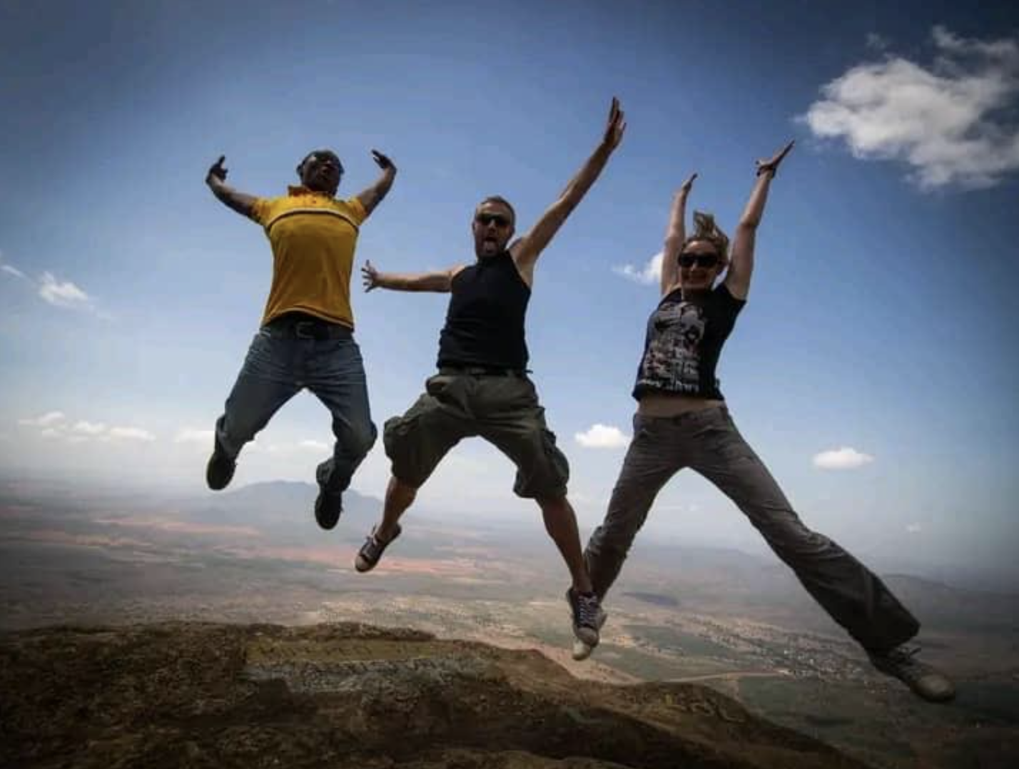Born Usambara Travels - Image 2