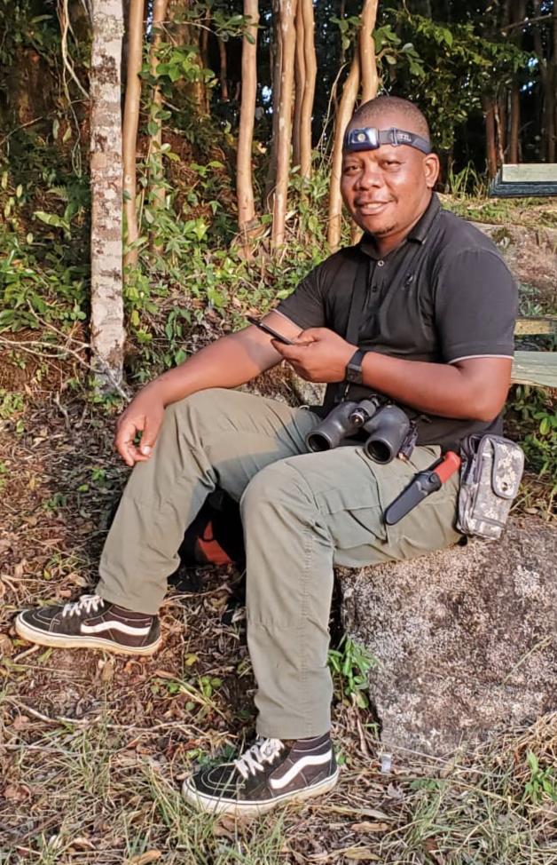 Aloyce Mkongewa Tour Guide - Image 4